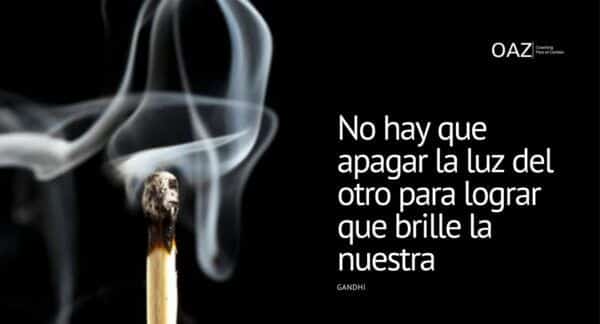 No hay que apagar la luz del otro para lograr que brille la nuestra. Avivar o apagar la llama: Lideres transformadores vs líderes tóxicos.
