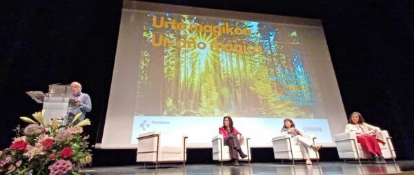 Despliegue Estrategia Cuidados Paliativos Euskadi
Innopal, PROYECTO DE INNOVACIÓN SOCIAL BASADO EN LA COOPERACIÓN impulsado por la Subdirección de Asistencia Sanitaria de Osakidetza, y facilitado por Olaia Agirre (OAZ Coaching para el cambio), , Maite Paino (Osakidetza) y Adelina Pérez (Osakidetza)