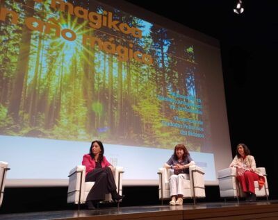 Despliegue Estrategia Cuidados Paliativos Euskadi Innopal, PROYECTO DE INNOVACIÓN SOCIAL BASADO EN LA COOPERACIÓN impulsado por la Subdirección de Asistencia Sanitaria de Osakidetza, y facilitado por Olaia Agirre (OAZ Coaching para el cambio), , Maite Paino (Osakidetza) y Adelina Pérez (Osakidetza)